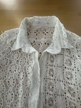 Olivaceous White Cotton Lace Top Size L Runs Small